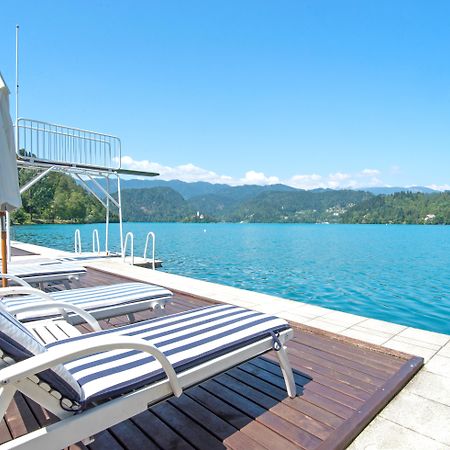 Grand Hotel Toplice - Small Luxury Hotels Of The World Блед Екстер'єр фото View of the lake