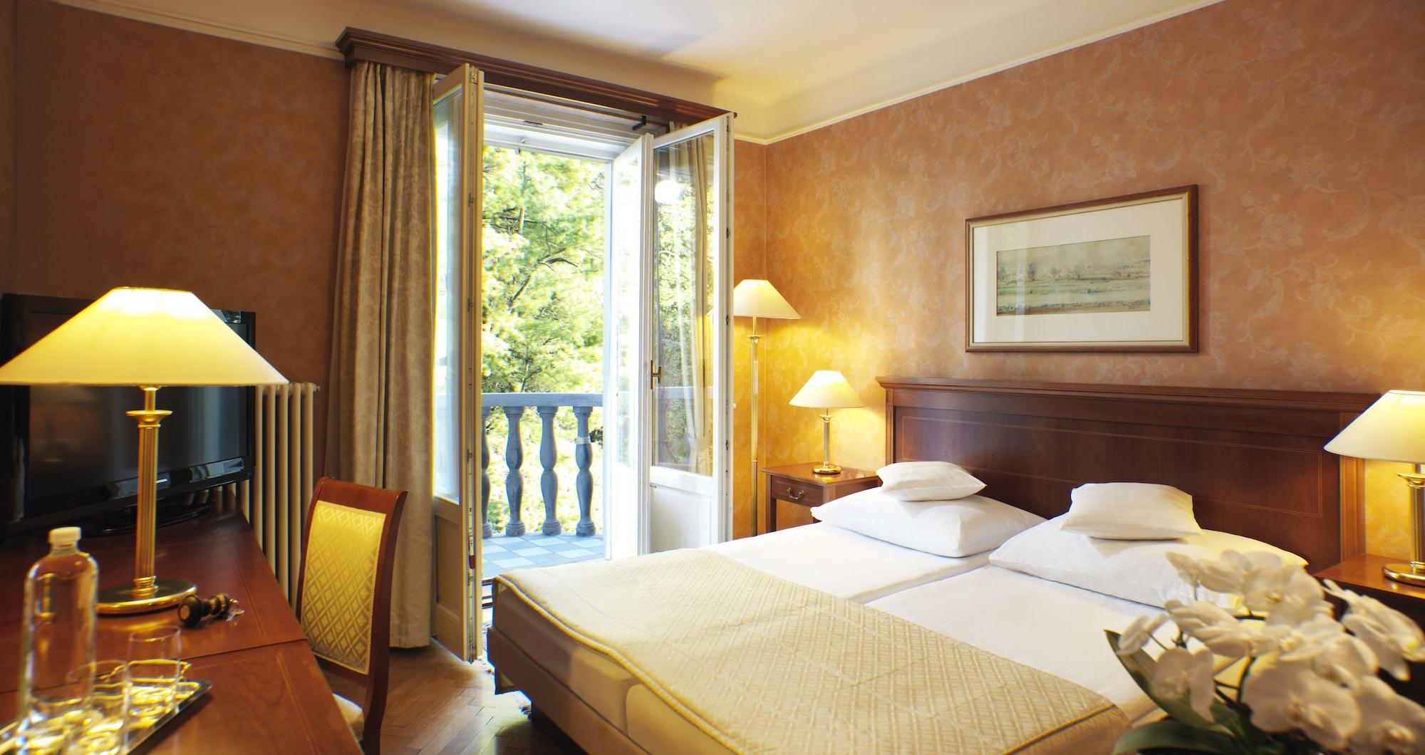 Grand Hotel Toplice - Small Luxury Hotels Of The World Блед Екстер'єр фото A typical hotel room