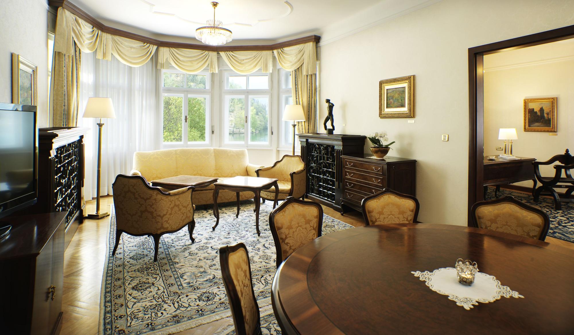 Grand Hotel Toplice - Small Luxury Hotels Of The World Блед Екстер'єр фото