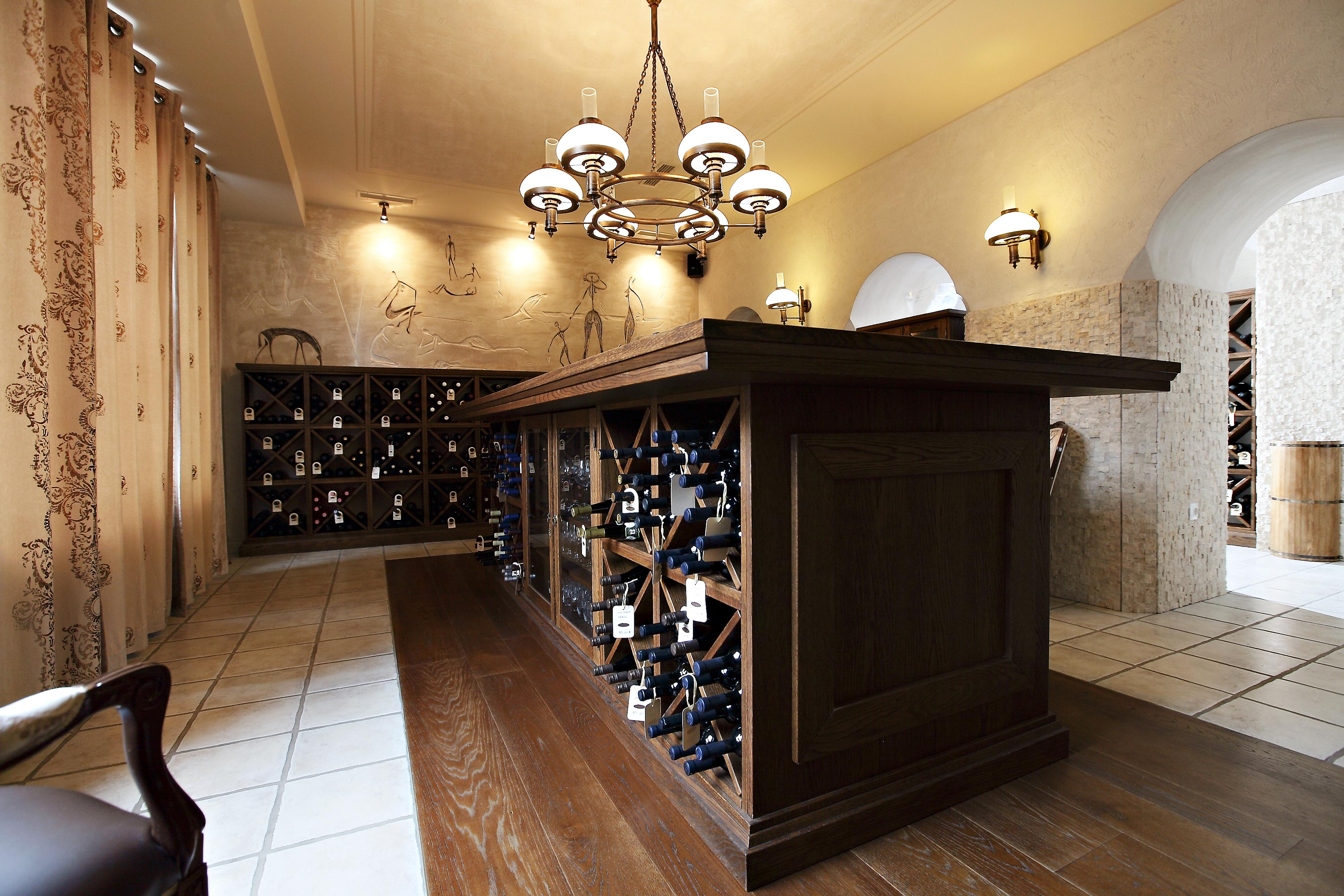 Grand Hotel Toplice - Small Luxury Hotels Of The World Блед Екстер'єр фото Wine cellar