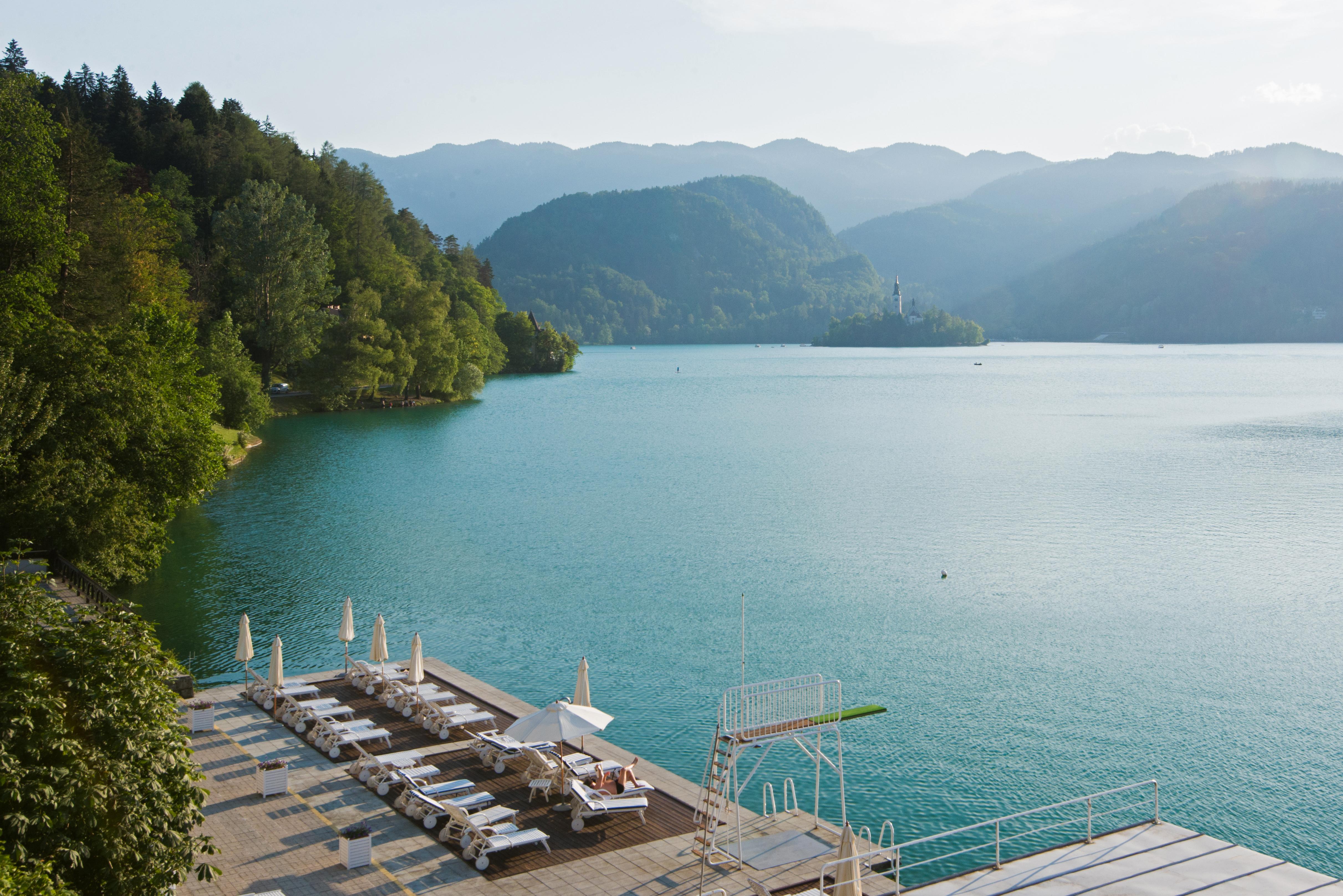 Grand Hotel Toplice - Small Luxury Hotels Of The World Блед Екстер'єр фото View of the lake
